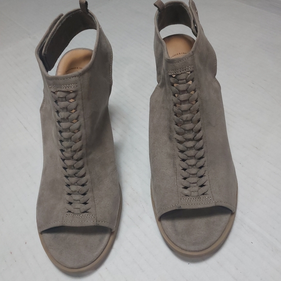 Gap Women's Gray Slingback Suede Chunky Heels Size 9 - Picture 14 of 15